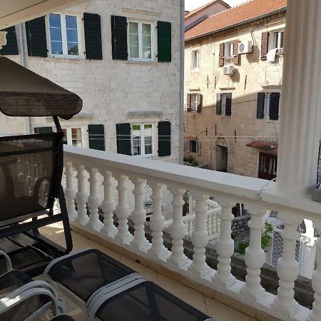 Apartments Sovran Vila Marija Prčanj Dış mekan fotoğraf