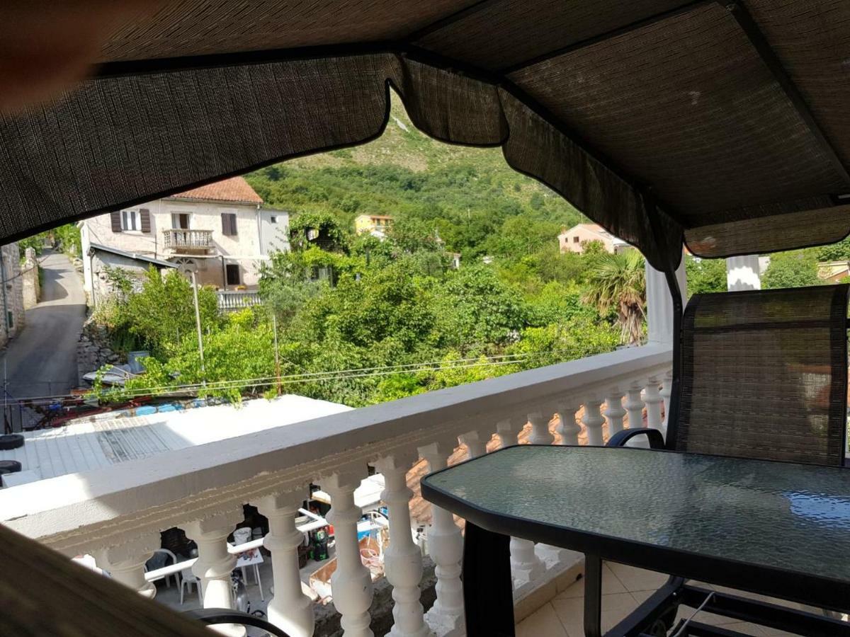 Apartments Sovran Vila Marija Prčanj Dış mekan fotoğraf